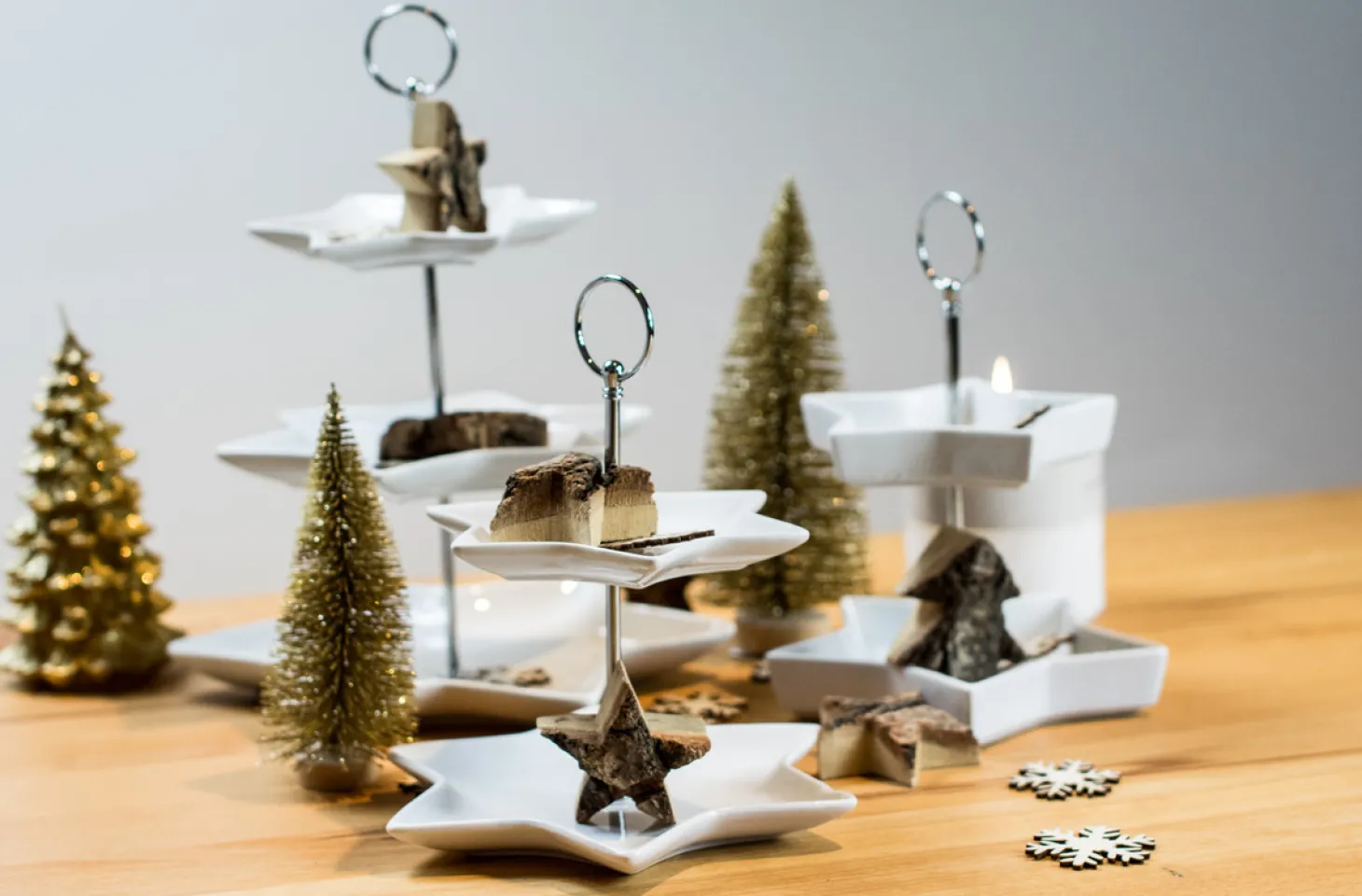 + Sternetagere tief Weiß 2-stufig