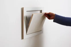 AMBIVALENZ Fläpps Regal 40 x 40 cm Weiß