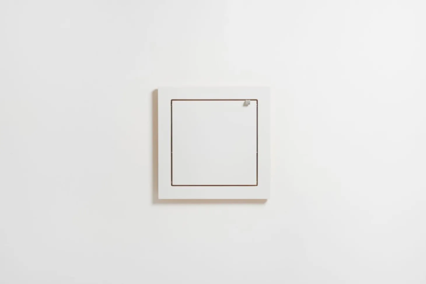 AMBIVALENZ Fläpps Regal 40 x 40 cm Weiß