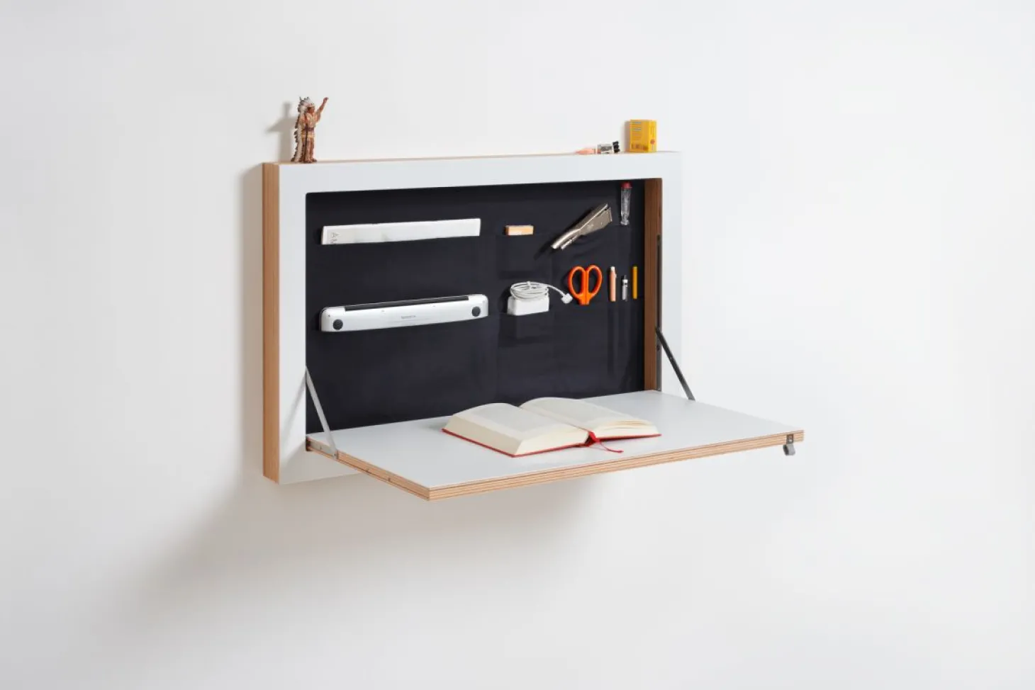 AMBIVALENZ Fläpps Staatssekretär/in Weiß