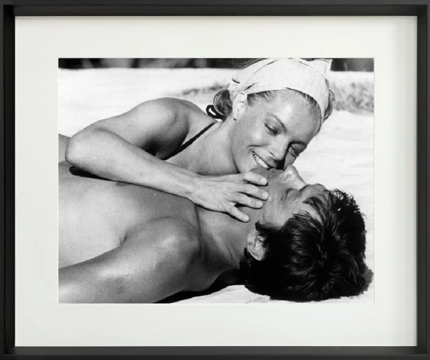 Cadr Aven Bild im RahmenPrestige - La Piscine 50*60 cm weiß