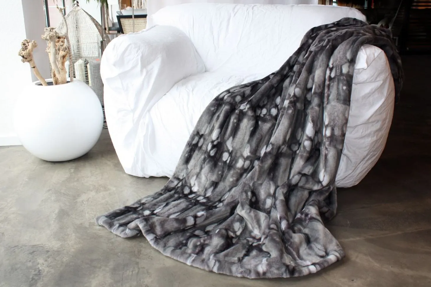 Carma Ferret - Kunstfelldecke 130x180 cm Ferret grey