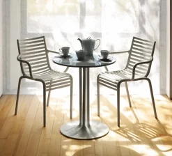 Driade Stapelarmlehnenstuhl Pip-e Weiss