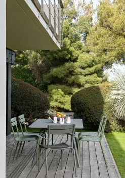 Fermob Luxembourg Outdoor-Tisch 165x100 cm Honig