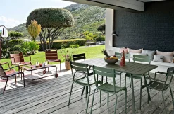 Fermob Luxembourg Sessel stapelbar Lindgrün