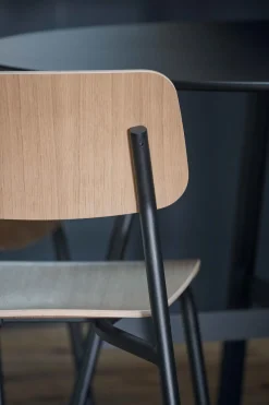 Fermob Studie Stuhl Holz ohne Armlehne Baumwollweiß