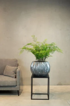 Fleur Ami River großer Übertopf - wellenartige Oberfläche Ø 45 cm, Höhe 35 cm aluminium