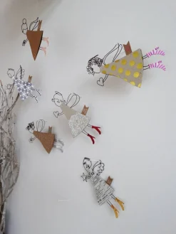 Good Old Friends Fliegende Engel Rosa gepunktete Schuhe