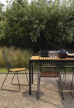 HOUE Outdoor Esstisch Four - schwarzes Gestell 160 x 90 cm