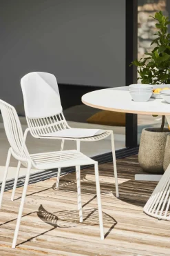 Jan Kurtz Mori Sitzkissen aus Kunstleder weiß