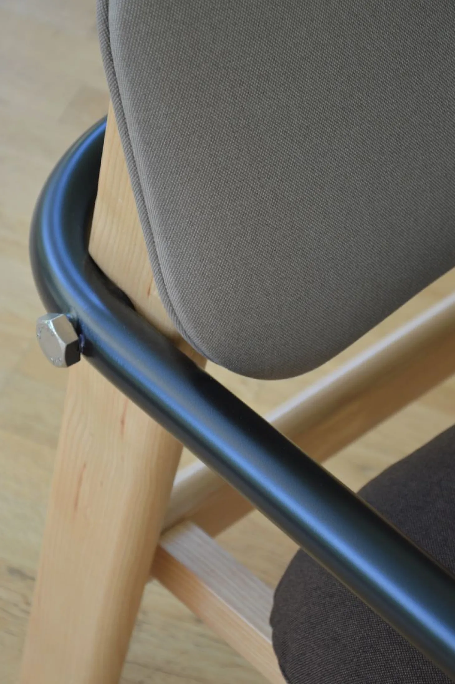 Jan Kurtz Sessel BILLY, Gestell: Esche, Armlehne: Stahlrohr schwarz/braun/beige