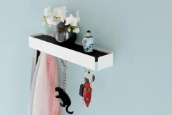 Konstantin Slawinski Schlüsselbrett KEY-BOX weiß Filz rot