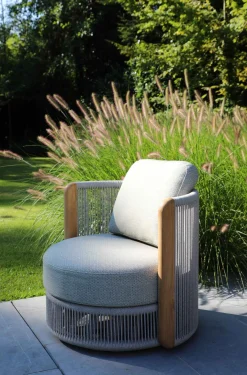 4-M Design Haven Drehbarer Outdoor Lounge-Sessel in Mokka