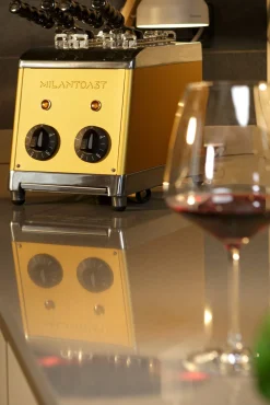 Milantoast Sandwichtoaster mit Zangen Gold