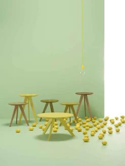 Möller Design Woody Hill mit Rahmen Durchmesser 40 cm 45cm yellow