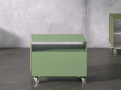 Müller Möbelfabrikation R 107 Rollwagen mit Klapptür Resedagrün (RAL 6011)