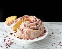 Nordic Ware Kuchenform Rose Bundt Pan