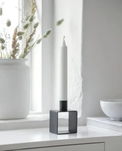 Novoform Frame Kerzenhalter schwarz - skandinavischer Stil 6,7 x 9,7 cm
