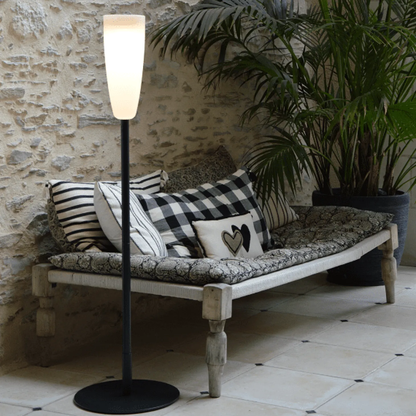 Paranocta Runder Sockel für Lampenmast Grün