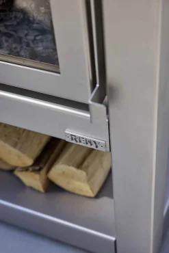 RB73 Quaruba Außenkamin Edelstahl matt Ohne Rollen 1 Seite Glas L