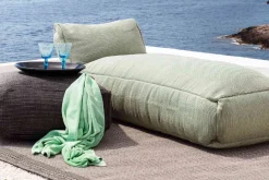 ROOLF DOTTY Cloud Sitzpouf outdoor Türkis