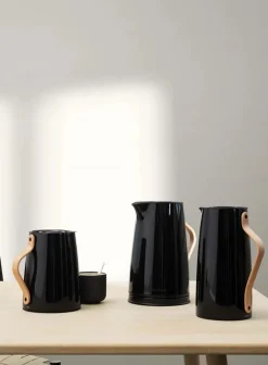 Stelton Emma - Isolierkanne für Tee schwarz