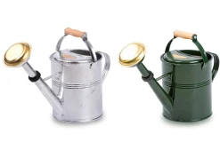 The Great British Garden Gießkanne mit Holzgriff 5L, British Racing Green