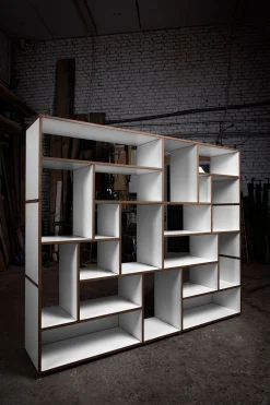 Tojo Hanibal Regal low