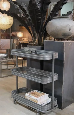 Trademark Living Vega Eisenrollwagen- Zink