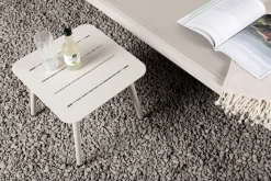 Venture Design Outdoor Beistelltisch Lina 40 x 40 cm Beige