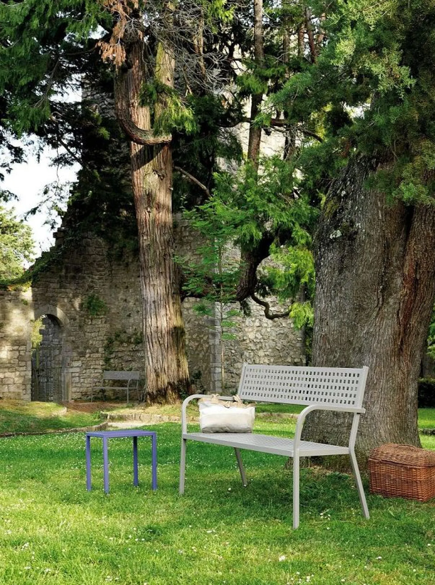 vermobil Terrassenbank Summertime antik grau