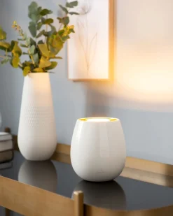 Villeroy & Boch MUMBAI Akkuleuchte aus Keramik mit Goldakzent weiß