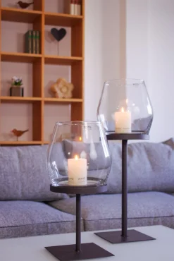 WMG Eisen Windlicht Laurentius 50 cm + Gratiszugabe Kerze Türkis