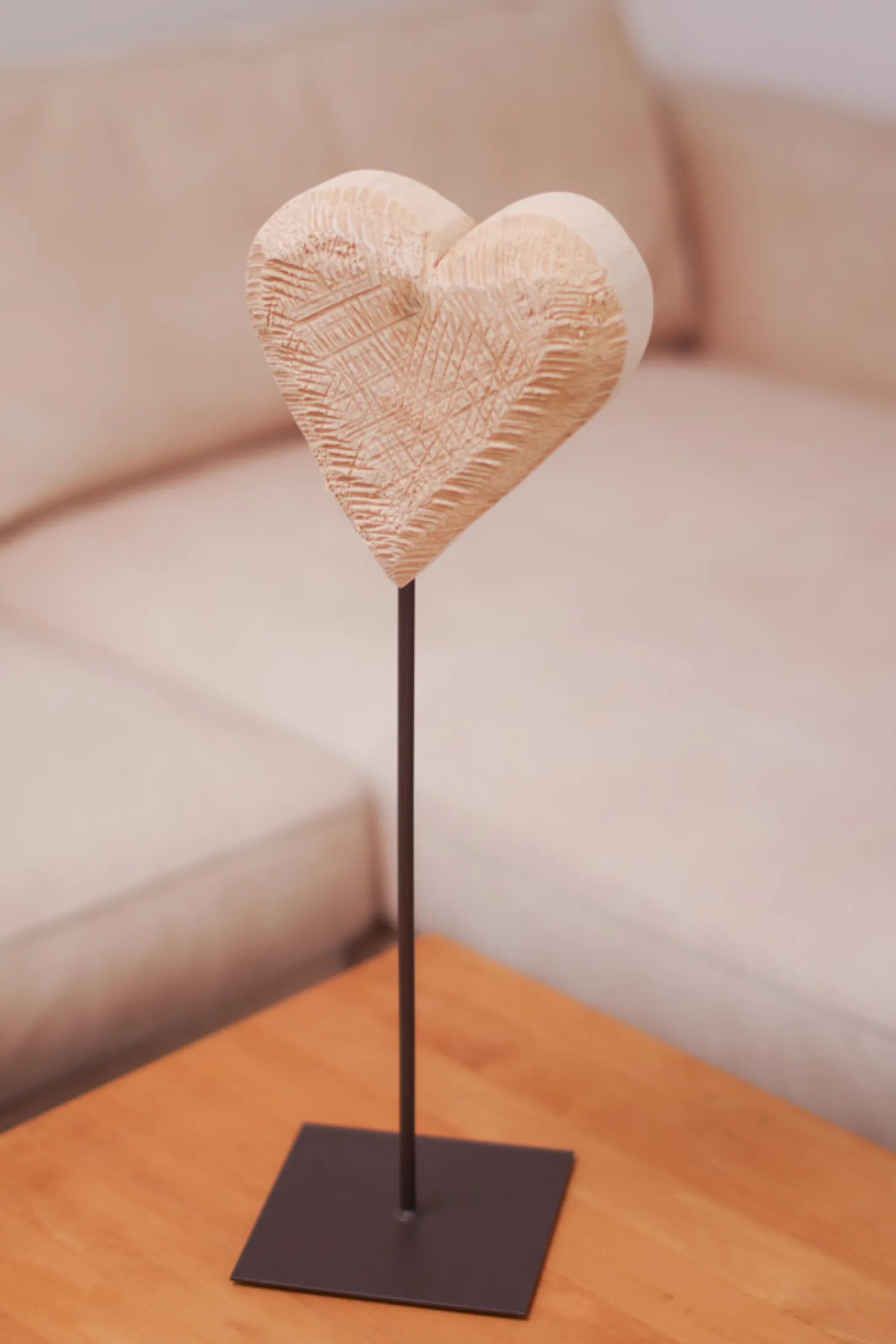 WMG Pappelherz natur auf Eisenständer, Höhe 50 cm